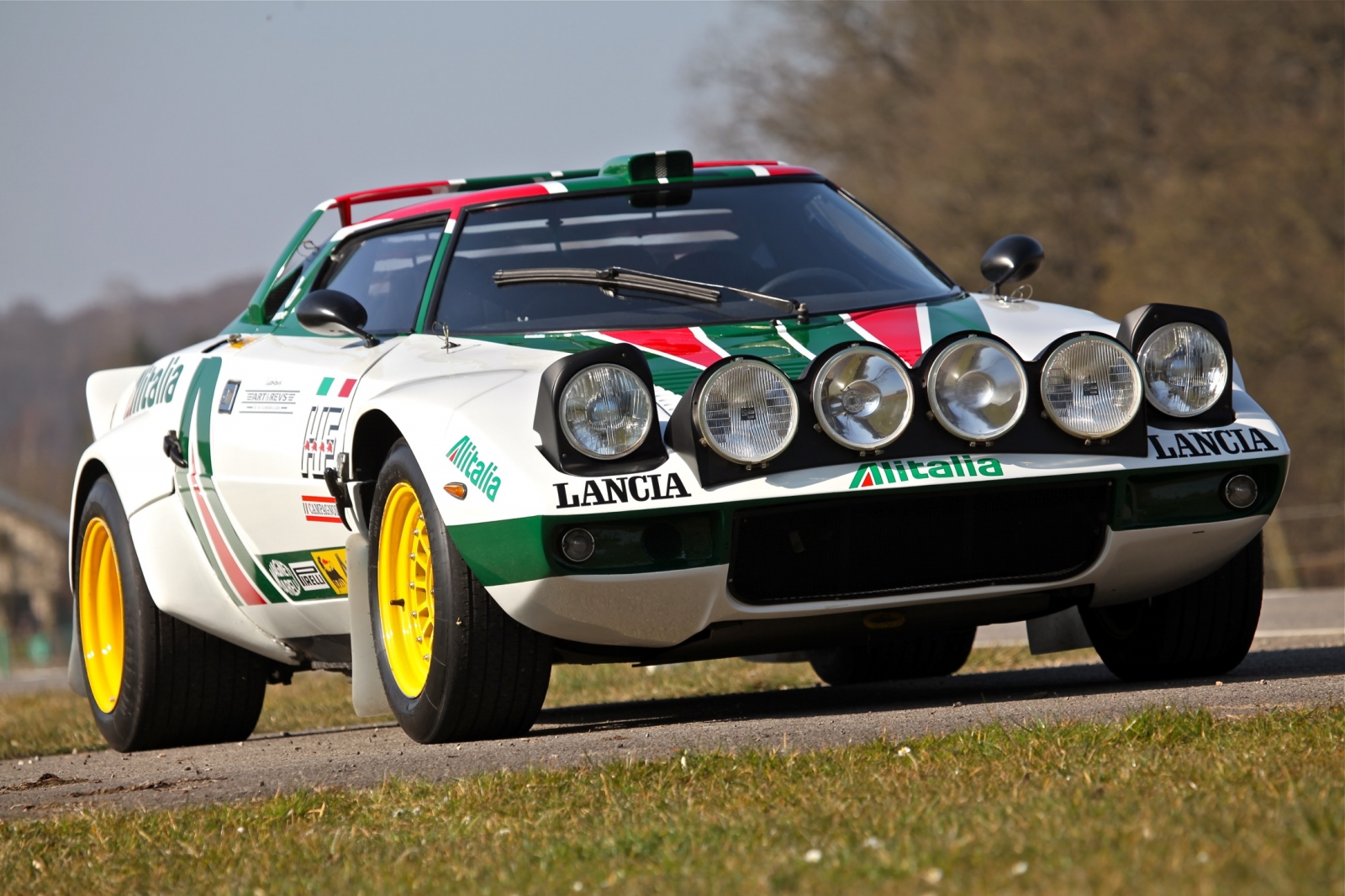 Audi vs lancia. Lancia Stratos. Lancia Stratos HF Rally. Lancia Stratos HF. 1975 Lancia Stratos.