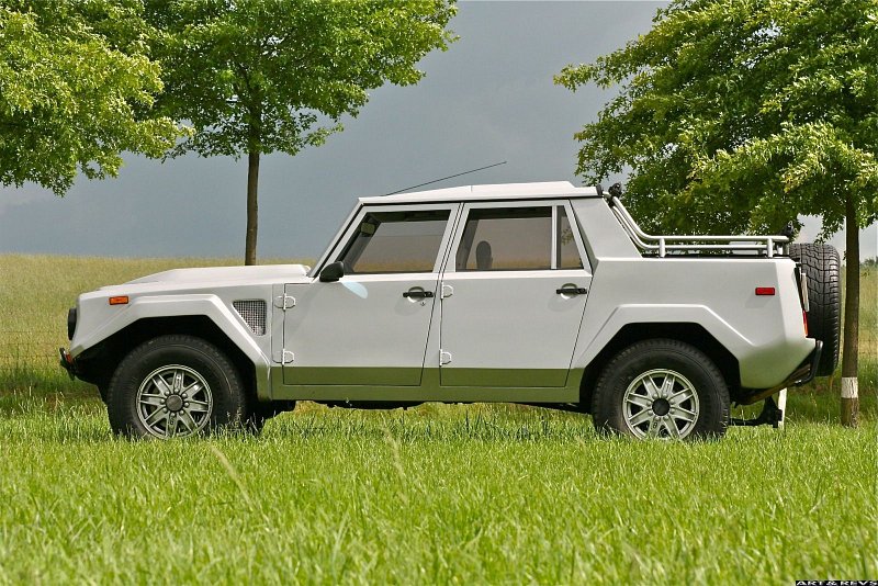 LAMBORGHINI LM002 for sale